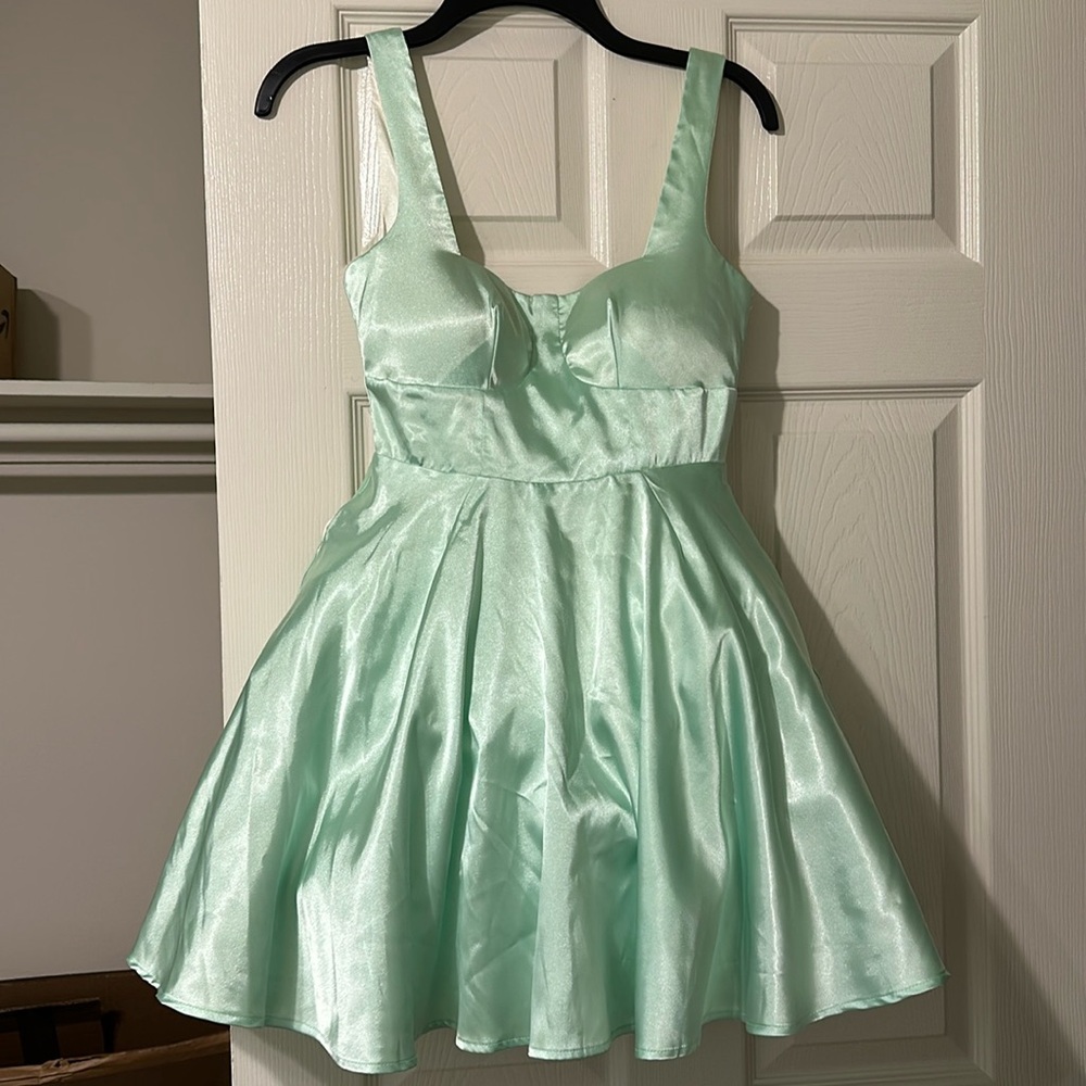 NWOT [Nasty Gal] Light Green Mini Dress - XS